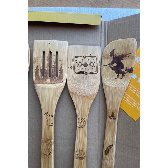 New 6 Piece Riviera Harry Potter Themed Bamboo Kitchen Utensils - Picture 3 of 6